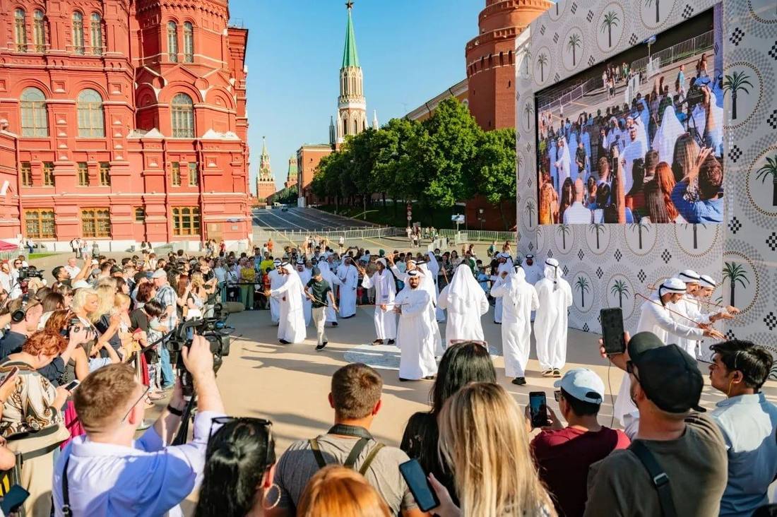 Дни культуры ОАЭ — Манежная площадь